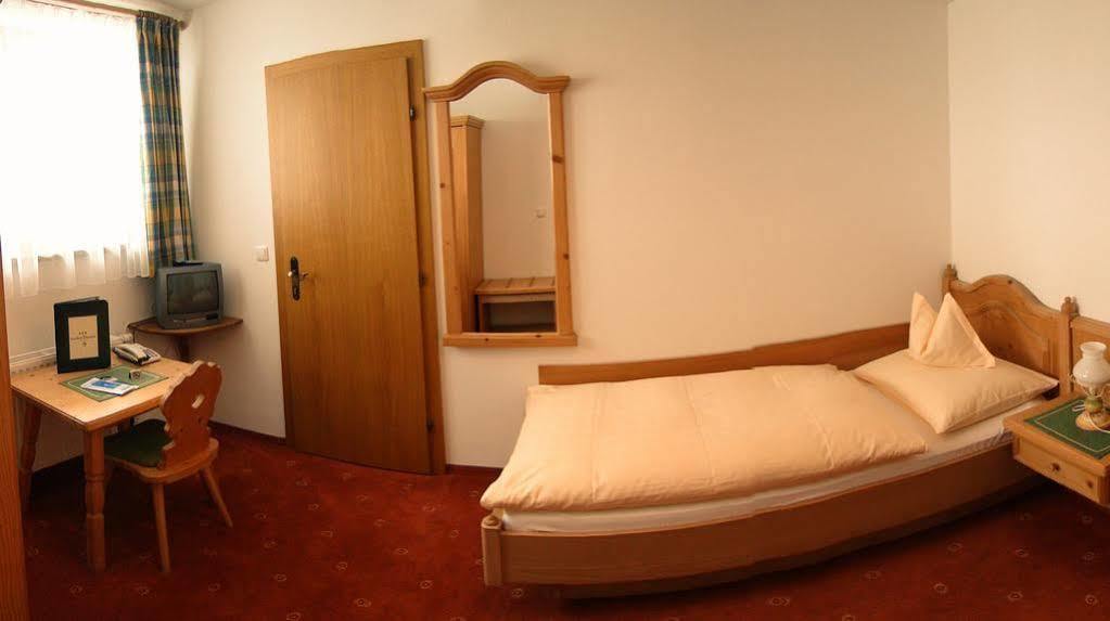 Gasthof Kleefeld Strobl Buitenkant foto